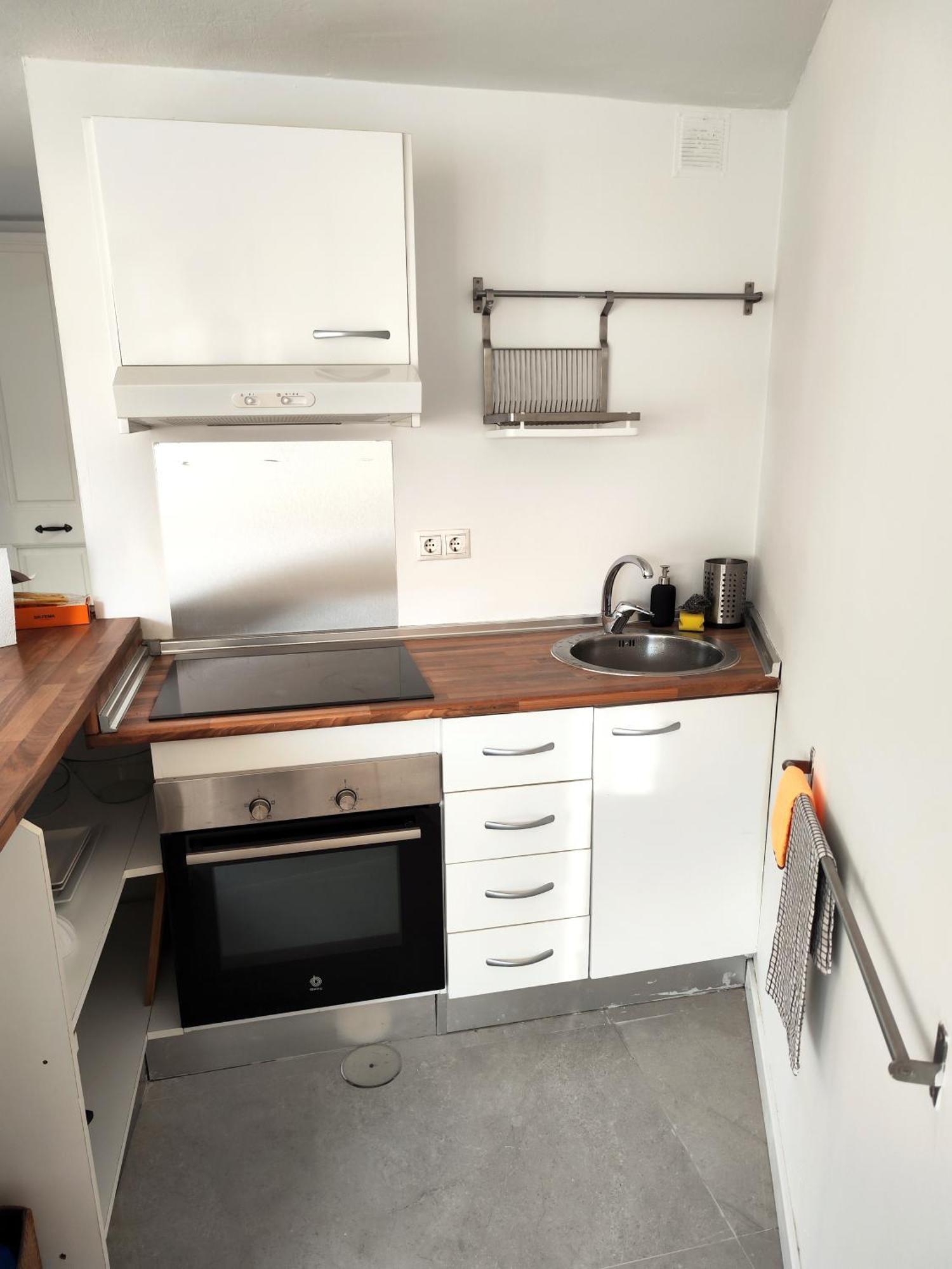 Estudio En Malaga Luaran gambar
